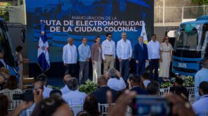 Presidente Abinader y ministro Collado inauguran la Ruta de Electromovilidad en Ciudad Colonial