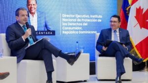 Países de Iberoamérica reconocen en El Salvador a Eddy Alcántara por sus aportes a la defensa de los consumidores a nivel global