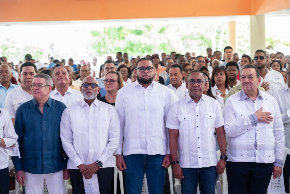 Alcalde de El Seibo, Leo Francis Zorrilla, se suma al proyecto presidencial de David Collado