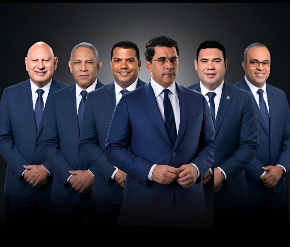 Los Senadores Cholitin, Catrain, Romero, Velazques y Rodriguez se suman con Collado